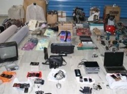 Βρήκαν τους κλέφτες, ψάχνουν τους ιδιοκτήτες