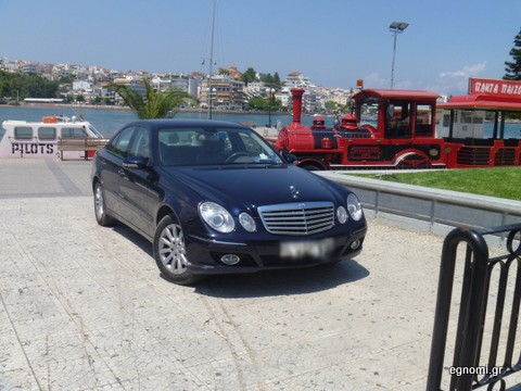 Άμα έχεις Mercedes έχεις και θράσος!