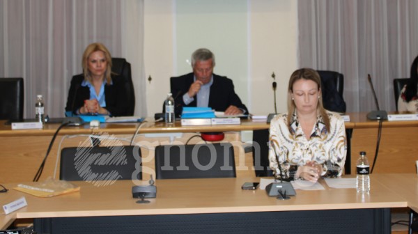 ΔΗΜΟΤΙΚΟ ΣΥΜΒΟΥΛΙΟ ΧΑΛΚΙΔΑΣ: Ο Μύτικας και η Έξω Παναγίτσα μονοπώλησαν το ενδιαφέρον