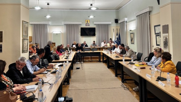 ΧΑΛΚΙΔΑ: Την Τετάρτη η κρίσιμη συνεδρίαση του Δημοτικού Συμβουλίου για την μεταβίβαση ΔΕΥΑΧ και Πολεοδομίας