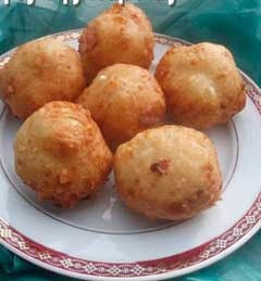 Τυρολουκουμάδες