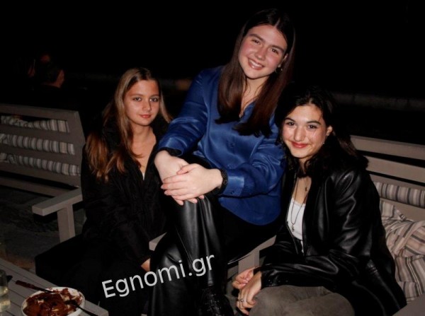 Πολύχρωμη παρέα!