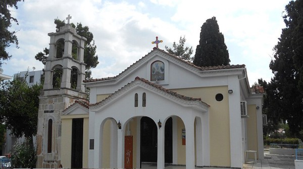 ΩΡΕΟΙ: Γιορτή για τους Επίσκοπους Θεόφιλο και Φιλητό στον ιερό ναό Μεταμόρφωσης του Σωτήρος