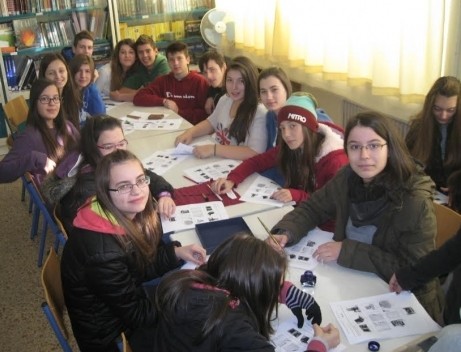 Δημιουργικό πρόγραμμα για την ιστορία της γραφής στο Δημοτικό Σχολείο Πάλιουρα