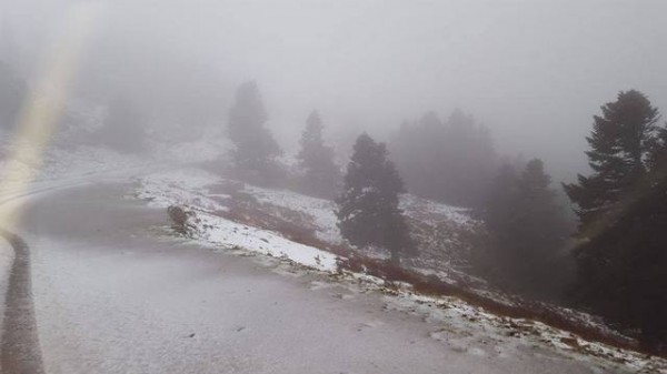 Άσπρισε η Ράχη στη Στενή