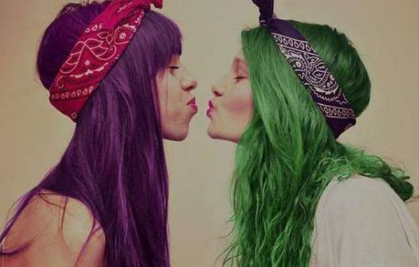 Φόρεσε κορδέλα χωρίς... κορδέλα!