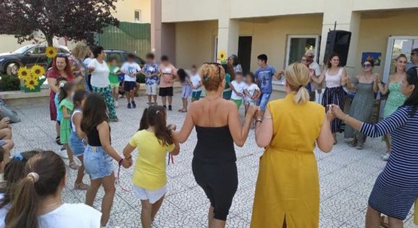 ΔΗΜΟΣ ΧΑΛΚΙΔΕΩΝ: Καλοκαιρινή γιορτή από τα παιδιά των Κέντρων Δημιουργικής Απασχόλησης