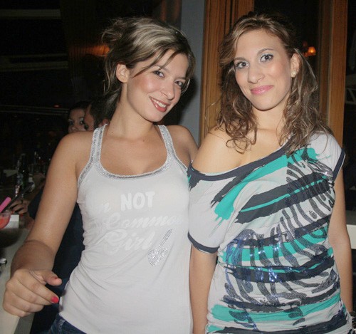 Τζιτζίκια ή μυρμήγκια;