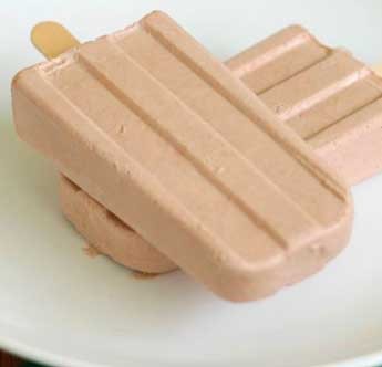 Σπιτικό παγωτό σε ξυλάκι