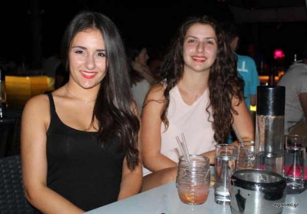 Ένα πανηγύρι το αντέχουν!