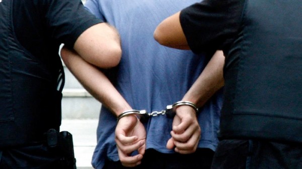 ΨΑΧΝΑ: Επαγγελματίας εστίασης χαστούκισε ανήλικο για ...ψύλλου πήδημα