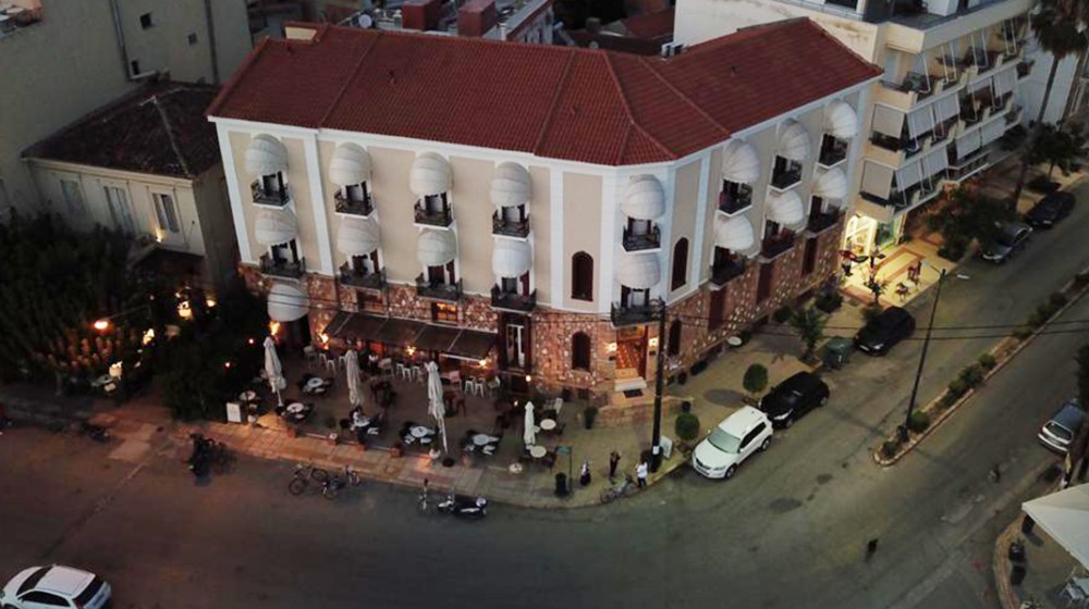 ISTIAIA HOTEL & SPA: Υπέροχη διαμονή στο αρχοντικό ξενοδοχείο στα Λουτρά Αιδηψού