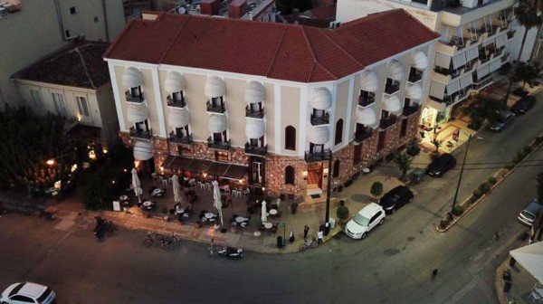 ISTIAIA HOTEL & SPA: Υπέροχη διαμονή στο αρχοντικό ξενοδοχείο στα Λουτρά Αιδηψού