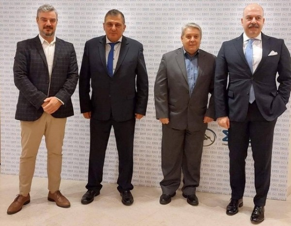 ΕΠΙΜΕΛΗΤΗΡΙΟ ΕΥΒΟΙΑΣ: Ο πρόεδρος και  αντιπρόεδρος σε εκδήλωση του Συνδέσμου Βιομηχάνων