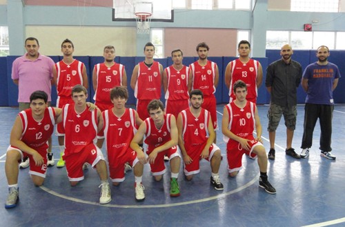 ΣΥΛΛΑΣ ΑΙΔΗΨΟΥ: Διαμαρτύρεται μόνο για τον αγώνα που ηττήθηκε