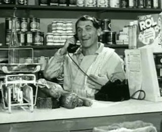 O μπακαλόγατος την έπαθε