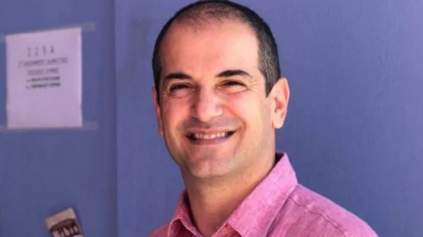 ΛΑΪΚΗ ΣΥΣΠΕΙΡΩΣΗ ΚΥΜΗΣ - ΑΛΙΒΕΡΙΟΥ: Αυξήσεις φωτιά στα τέλη καθαριότητας και ηλεκτροφωτισμού ψήφισε η δημοτική αρχή Μπαράκου