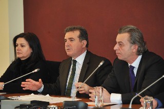 Γενική συνέλευση βιομηχάνων με ομιλητή τον Χρυσοχοΐδη