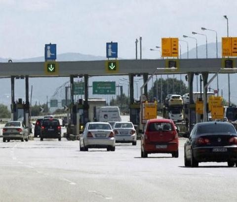Ληστεία σε διόδια της Αττικής οδού - Κουκουλοφόροι προσπάθησαν να αρπάξουν και το χρηματοκιβώτιο