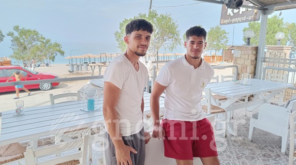 ΠΑΡΑΛΙΑ ΜΟΥΡΤΕΡΗ: Με τέτοιο δίδυμο δεν φοβάσαι τα ΚΥΜΑτα!