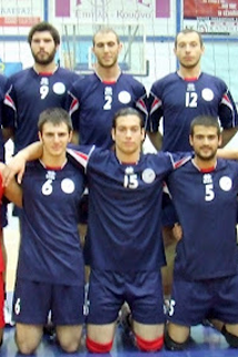 Πάνε για άνοδο