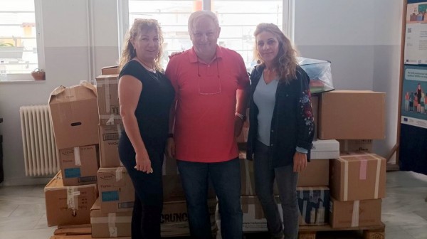 ΧΑΛΚΙΔΑ: Έστειλαν σχολικά είδη στα παιδιά της Θεσσαλίας