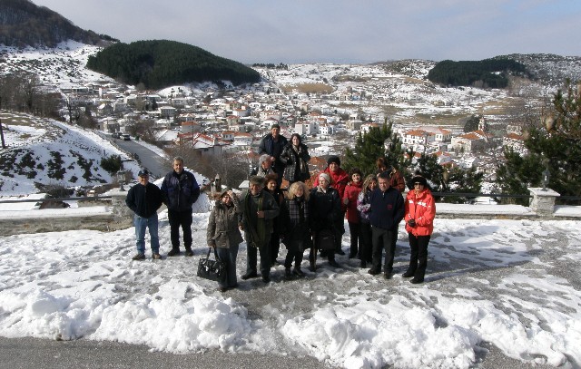 Ανέβηκαν στο Κόνισμα με χιονόνερο