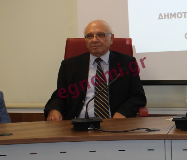 ΑΜΑΡΥΝΘΟΣ: Οι επαγγελματίες εστίασης δεν πήραν άδεια για τραπεζάκια έξω