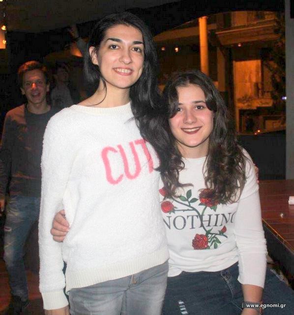 Αχώριστες φίλες από το δημοτικό