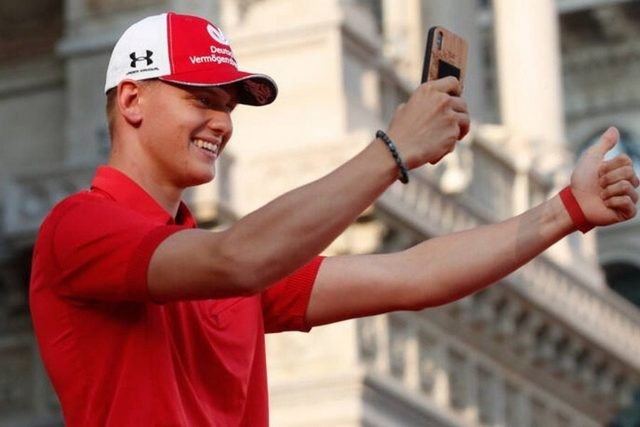 Ο γιος του Σουμάχερ κατέκτησε τον τίτλο στη Formula 2