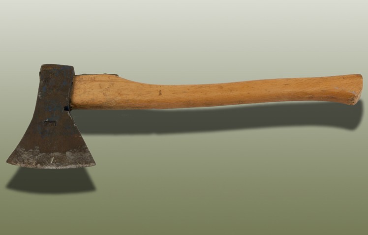 Επίθεση με τσεκούρι σε 14χρονους