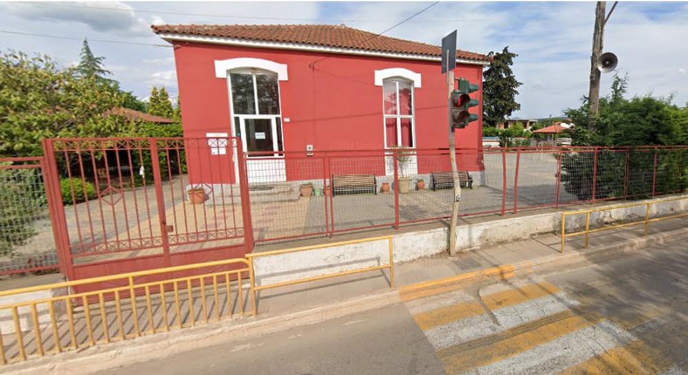 Στον υπουργό Παιδείας έφτασε το θέμα της διευθύντριας στο Δημοτικό σχολείο Καστέλας