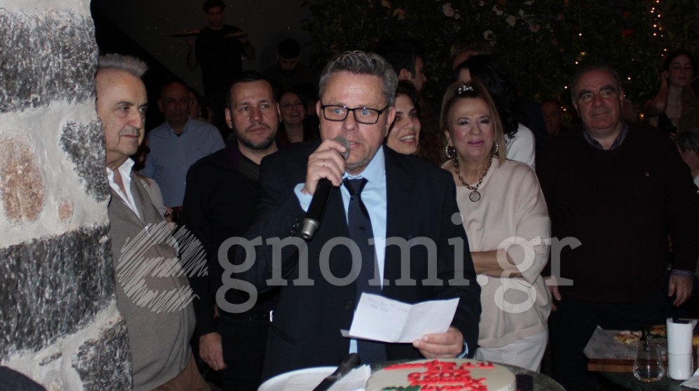 ΤΕΕ ΕΥΒΟΙΑΣ: Κοσμοσυρροή στην πίτα που έκοψαν οι μηχανικοί