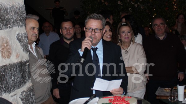 ΤΕΕ ΕΥΒΟΙΑΣ: Κοσμοσυρροή στην πίτα που έκοψαν οι μηχανικοί