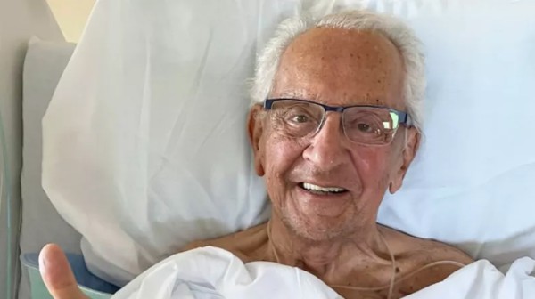 ΦΡΑΝΚ ΚΑΠΡΙΟ: Πέθανε ο πιο συμπονετικός δικαστής - Το τελευταίο του μήνυμα από το νοσοκομείο (VIDEO)