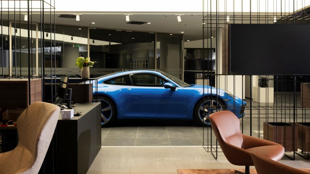 PORCHE: Βουτιά στα κέρδη