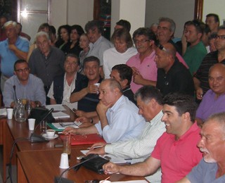 Aποφασίζουν για τους 33 απλήρωτους συμβασιούχους των Ψαχνών