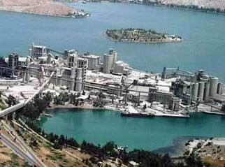 Το Τσιμεντάδικο δίνει κίνητρα για να φύγουν οι εργαζόμενοι