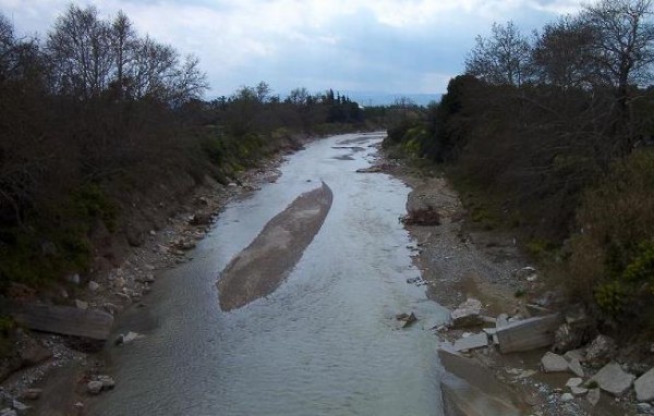 Καθαρίζουν τον Λήλαντα
