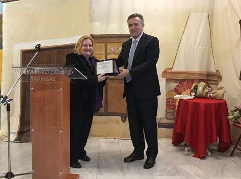 Κρεμάστηκαν από τα χείλη της Κατερίνας Περιστέρη οι μαθητές του 7ου Δημοτικού