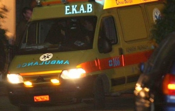 ΕΥΒΟΙΑ - ΚΟΡΩΝΟΪΟΣ: Ασθενής με πνευμονία μεταφέρθηκε σε Νοσοκομείο Αναφοράς της Αττικής