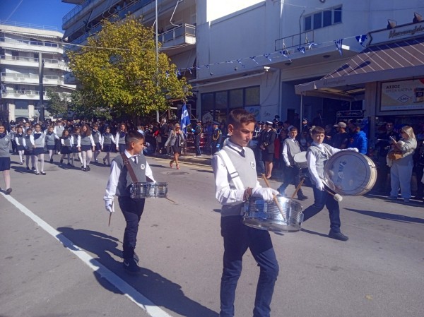 ΧΑΛΚΙΔΑ ΠΑΡΕΛΑΣΗ 28η ΟΚΤΩΒΡΙΟΥ: Όλα τα Δημοτικά Σχολεία