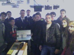 Ανέβηκαν σε πολεμικά πλοία οι μαθητές του 4ου Γυμνασίου Χαλκίδας