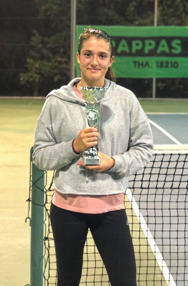 ΤΕΝΙΣ: Στον τελικό του διπλού κοριτσιών η Χαλκιδέα Φωτεινή Πιτσινή