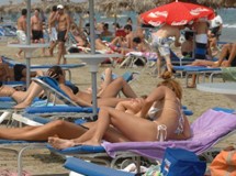 Eλπίδες στον Tουρισμό