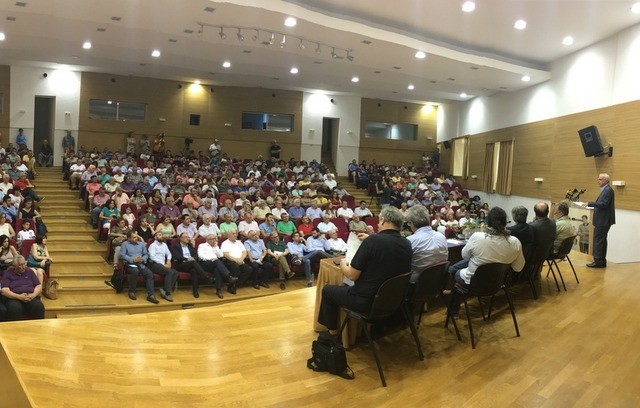 ΑΠΟΣΤΟΛΟΥ: Μέσα σε 18 μήνες έχουμε προκηρύξει μέτρα 1,7 δις ευρώ