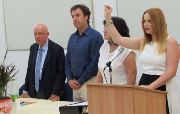 ΤΕΙ ΨΑΧΝΩΝ: Αποφοίτησε πρώτη η Χαλκιδέα Νικολέτα Λούπου στο τμήμα Διοίκησης Επιχειρήσεων