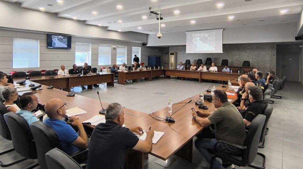 ΧΑΛΚΙΔΑ: Έκτακτη σύσκεψη για τις παράνομες χωματερές