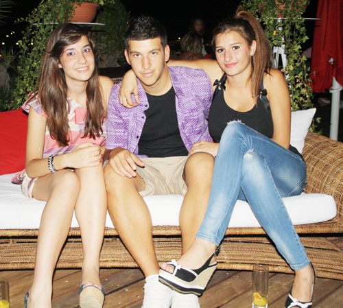 Επιμένουν καλοκαιρινά