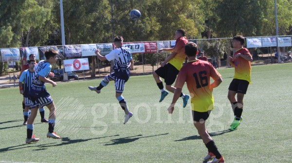 ΑΘΛΟΠΟΛΙΣ-ΑΥΛΙΔΑ (Γ' ΕΠΣΕ) 2-0: Ξεκίνημα με τρίποντο για την ομάδα του Αντώνη Καπνίση (φωτό)